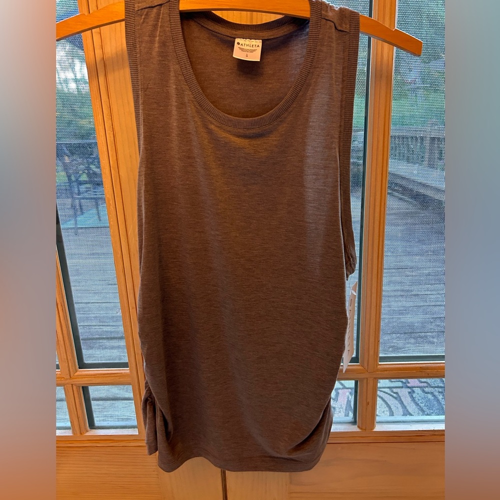 Athleta NWT Sleeveless Gray Tank